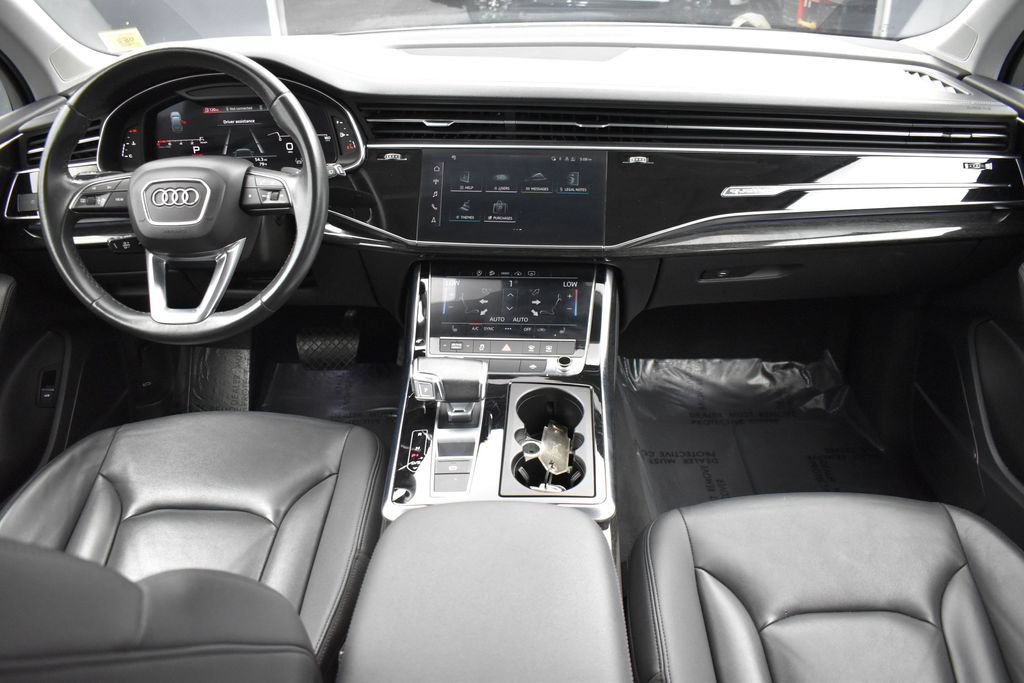 Used 2023 Audi Q7 3.0T Premium Plus AWD/4WD image 14