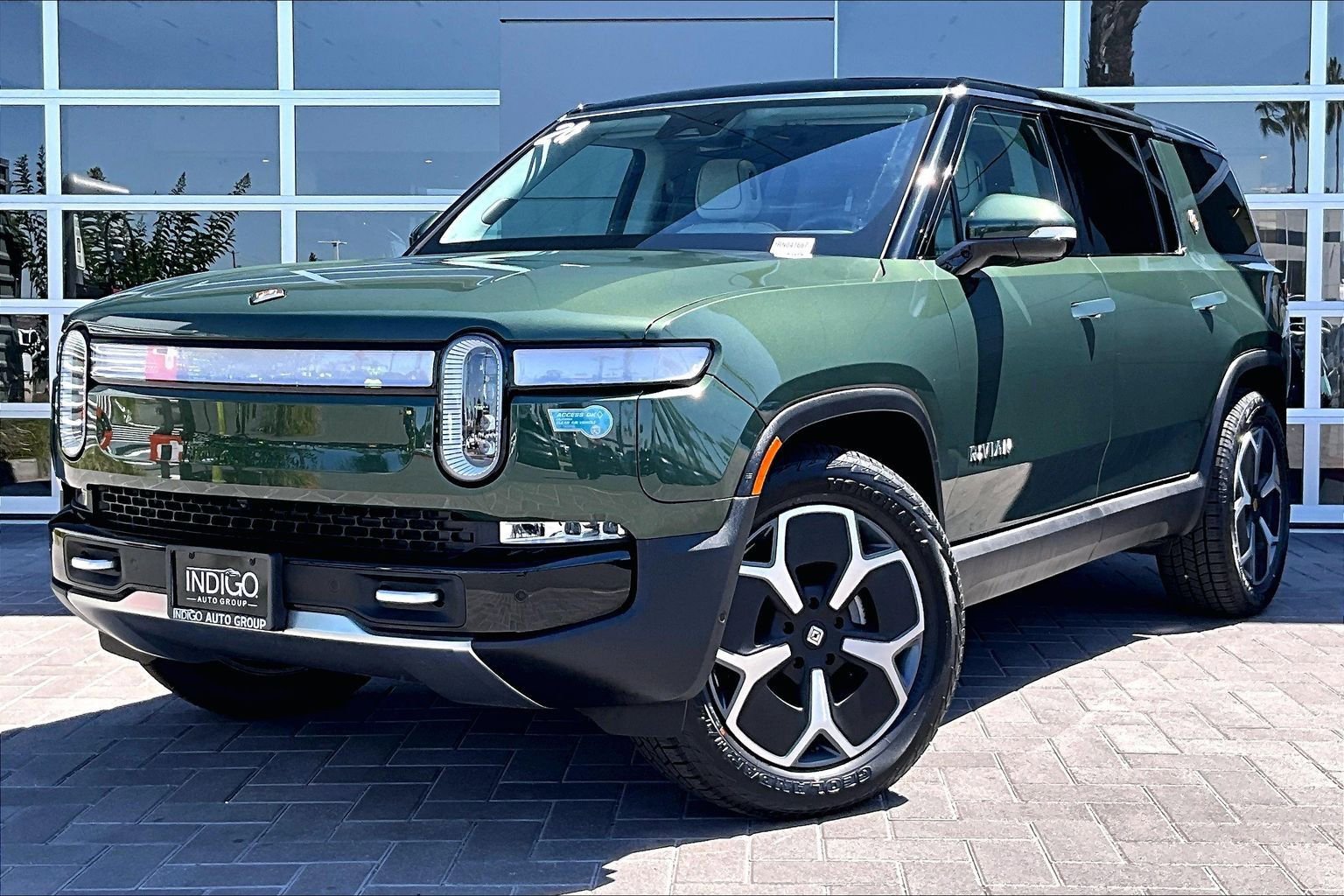 Used 2024 Rivian R1S Adventure