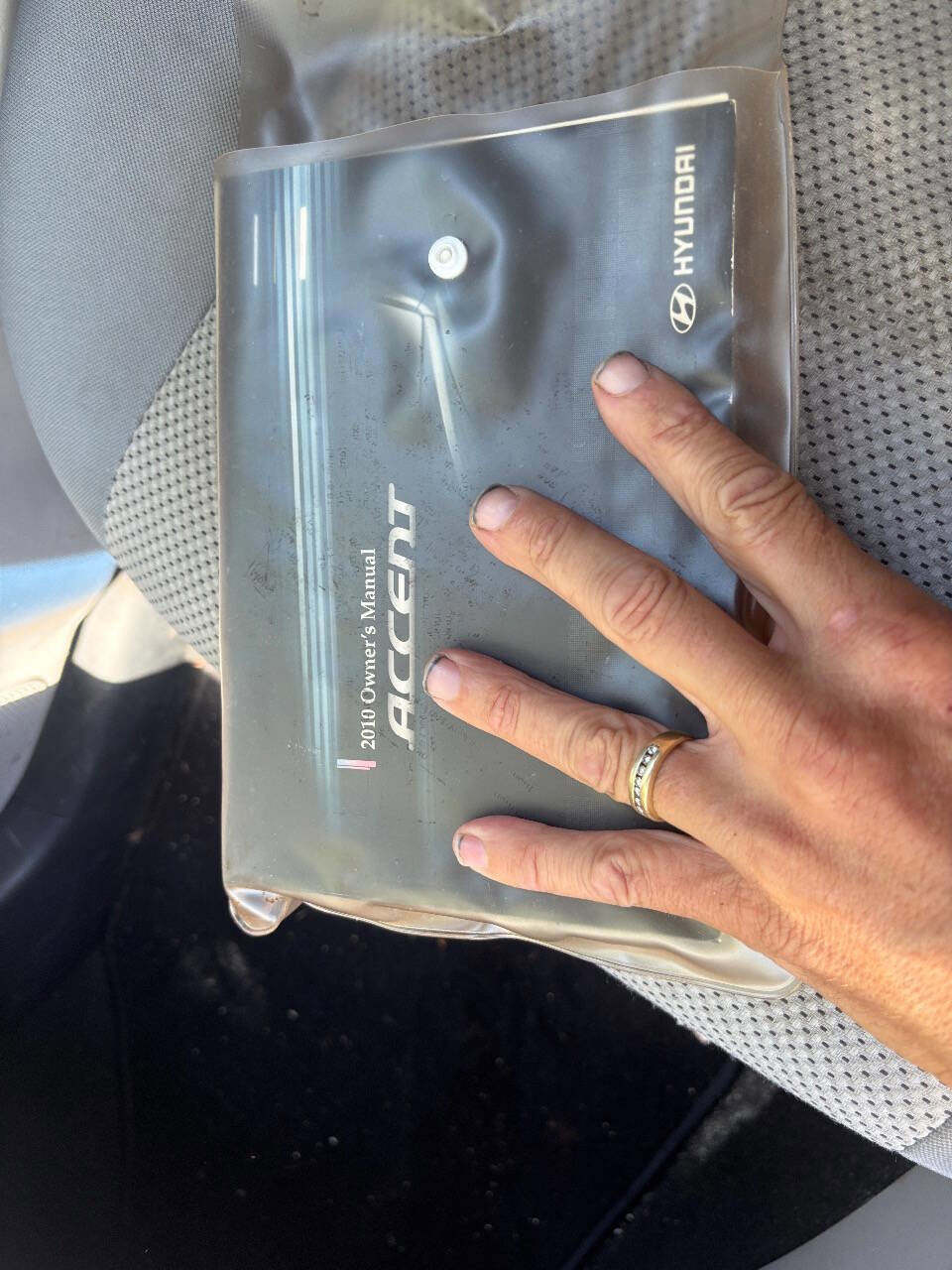 Used 2010 Hyundai Accent GLS image 18