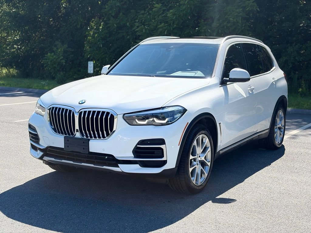 Certified 2023 BMW X5 xDrive40i AWD/4WD image 1