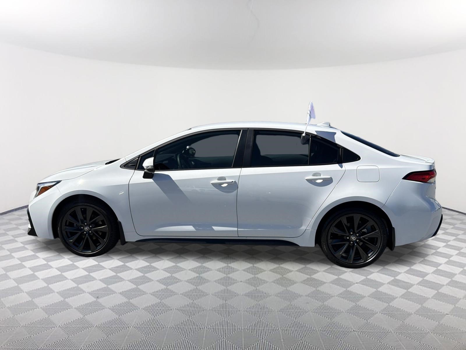 Certified 2025 Toyota Corolla SE FWD image 14