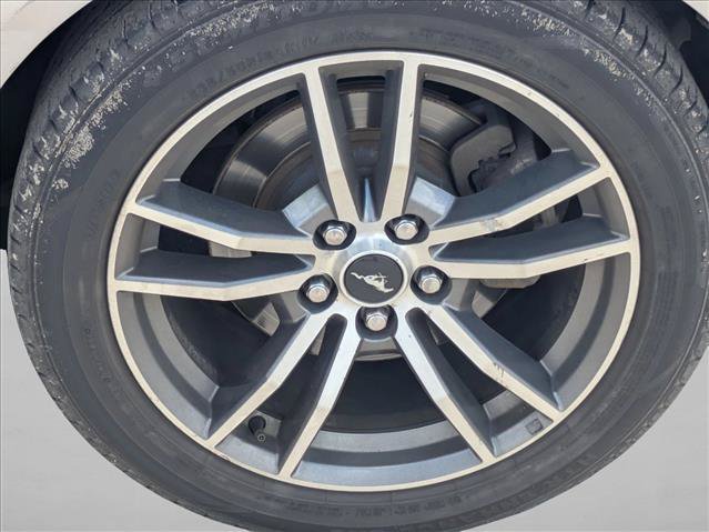 Used 2016 Ford Mustang Premium RWD image 14
