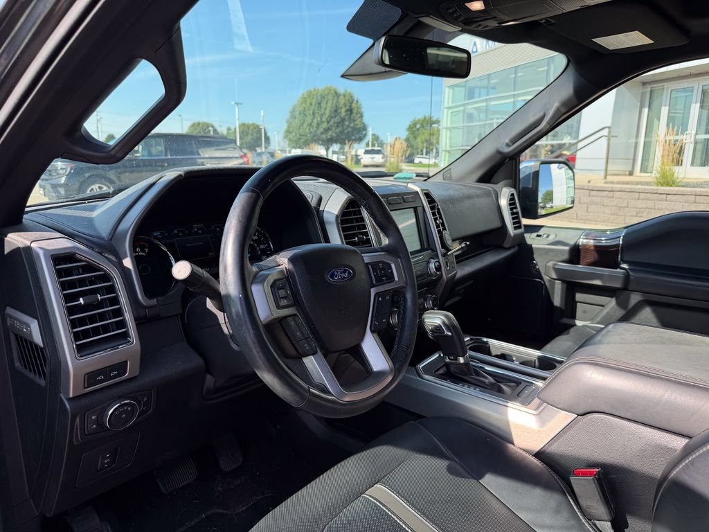 Used 2017 Ford F150 Platinum w/ Equipment Group 701A Luxury AWD/4WD image 9