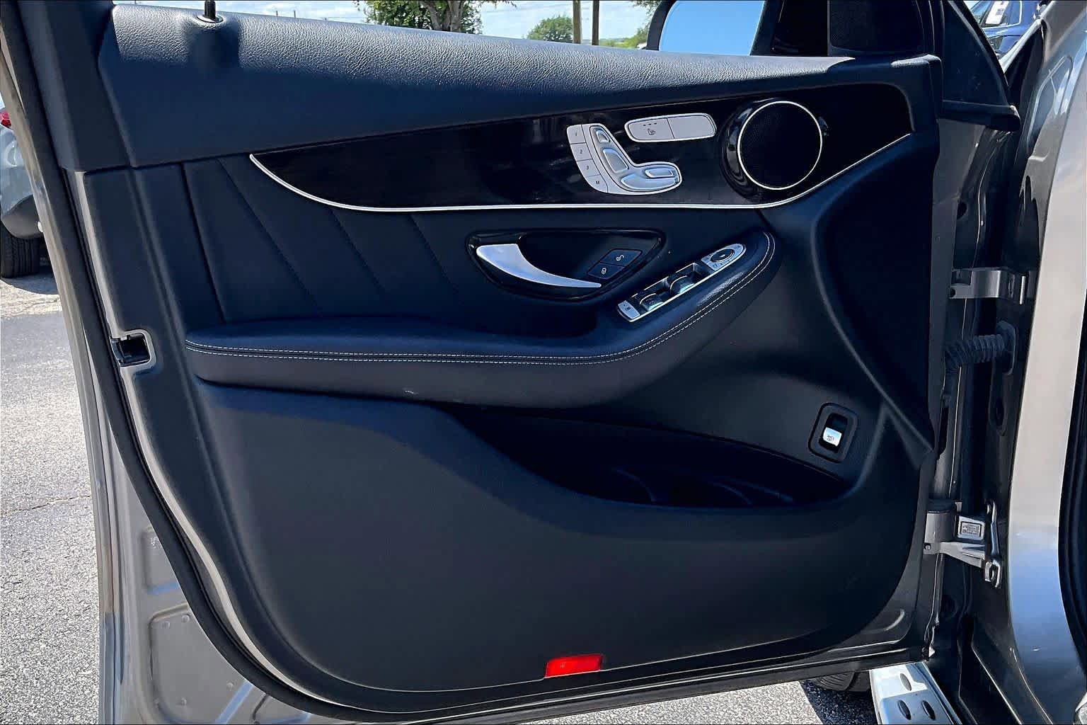 Certified 2022 Mercedes-Benz GLC 300 image 22
