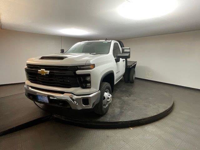 New 2026 Chevrolet Silverado 3500 W/T w/ WT Convenience Package AWD/4WD image 3