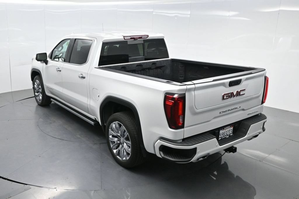 Used 2023 GMC Sierra 1500 Denali w/ Denali Reserve Package AWD/4WD image 11