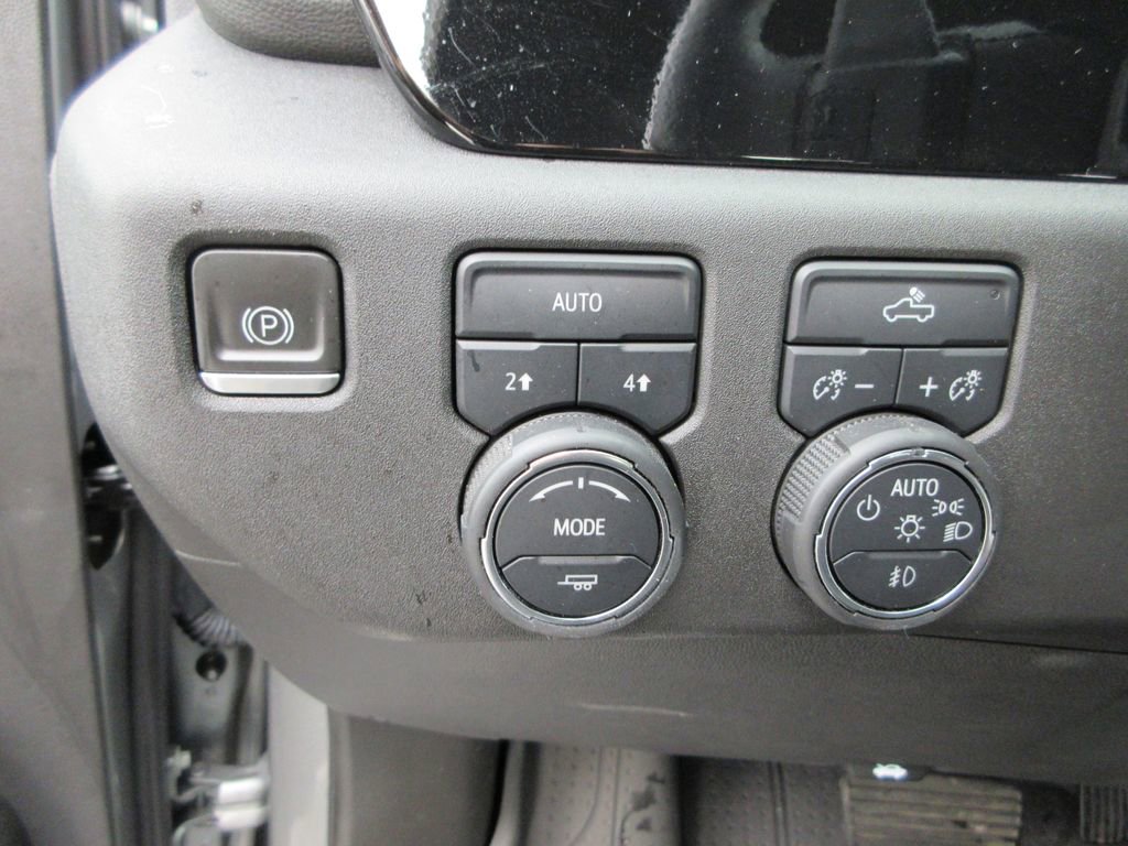 Certified 2023 Chevrolet Silverado 1500 RST w/ LPO, Dark Essentials Package AWD/4WD image 25