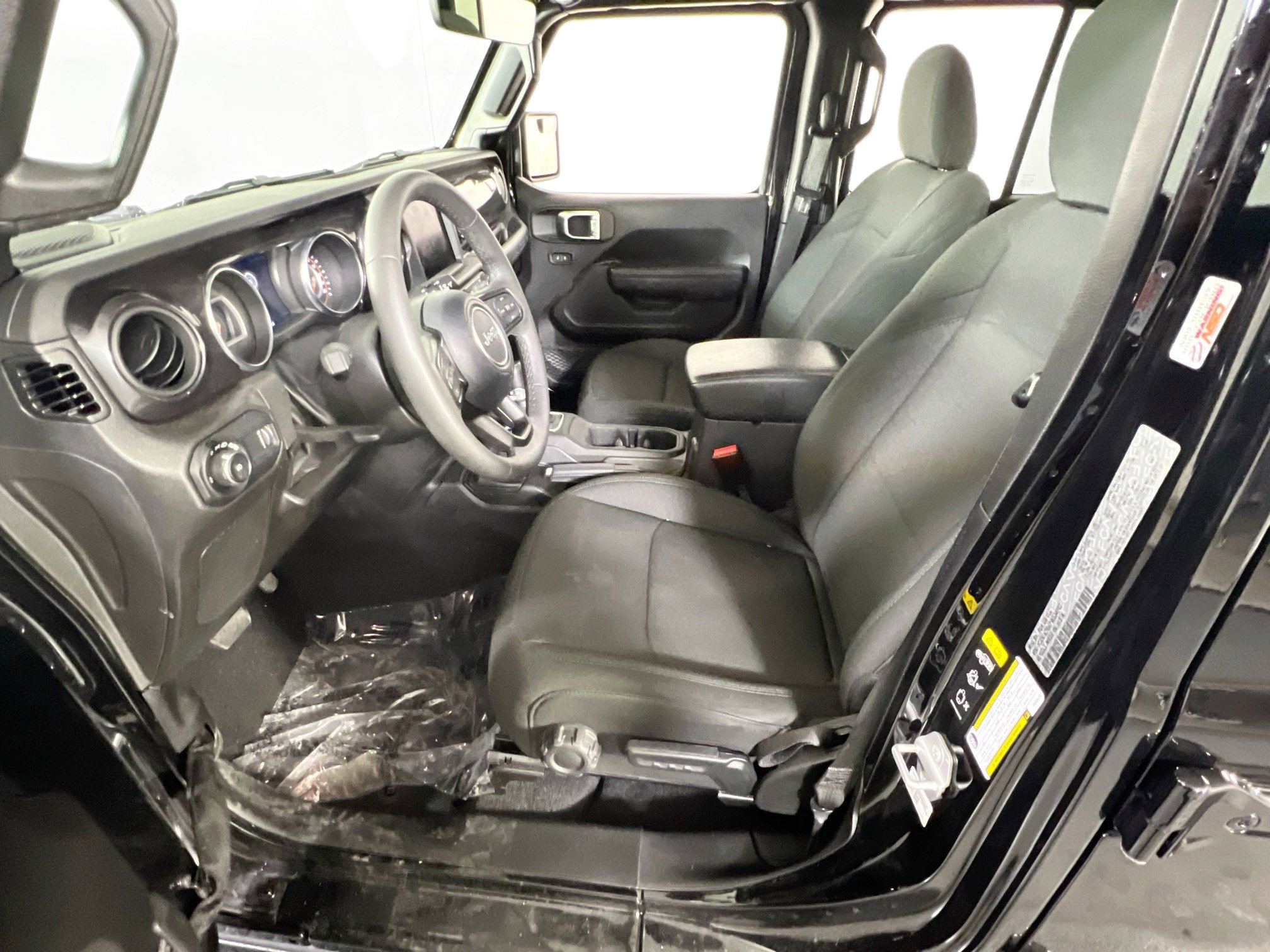 Used 2023 Jeep Wrangler Unlimited Sport image 20