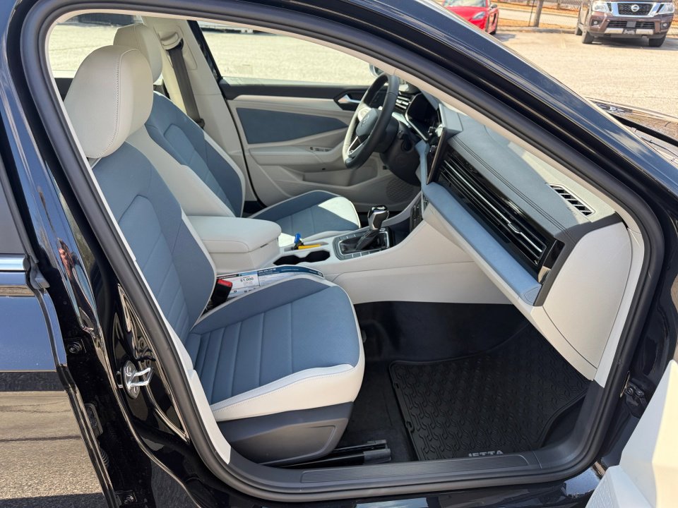 New 2026 Volkswagen Jetta SE image 28