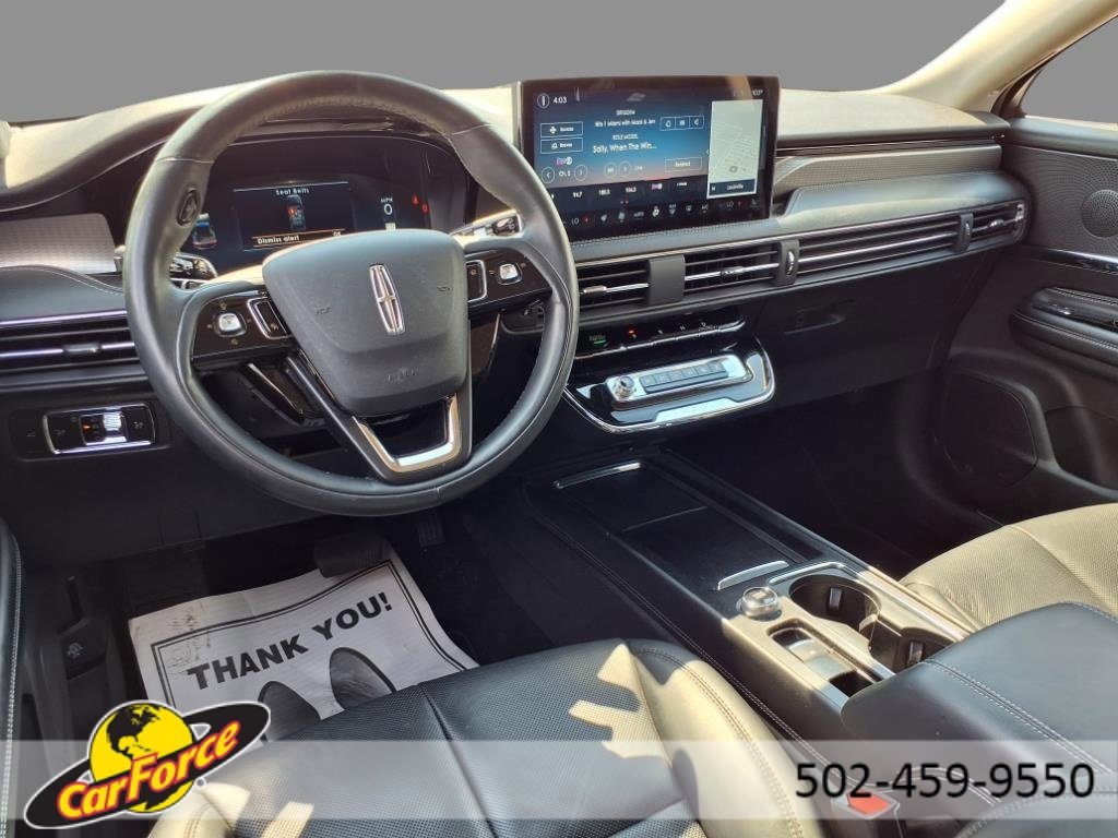 Used 2023 Lincoln Corsair Reserve w/ Equipment Group 201A image 8