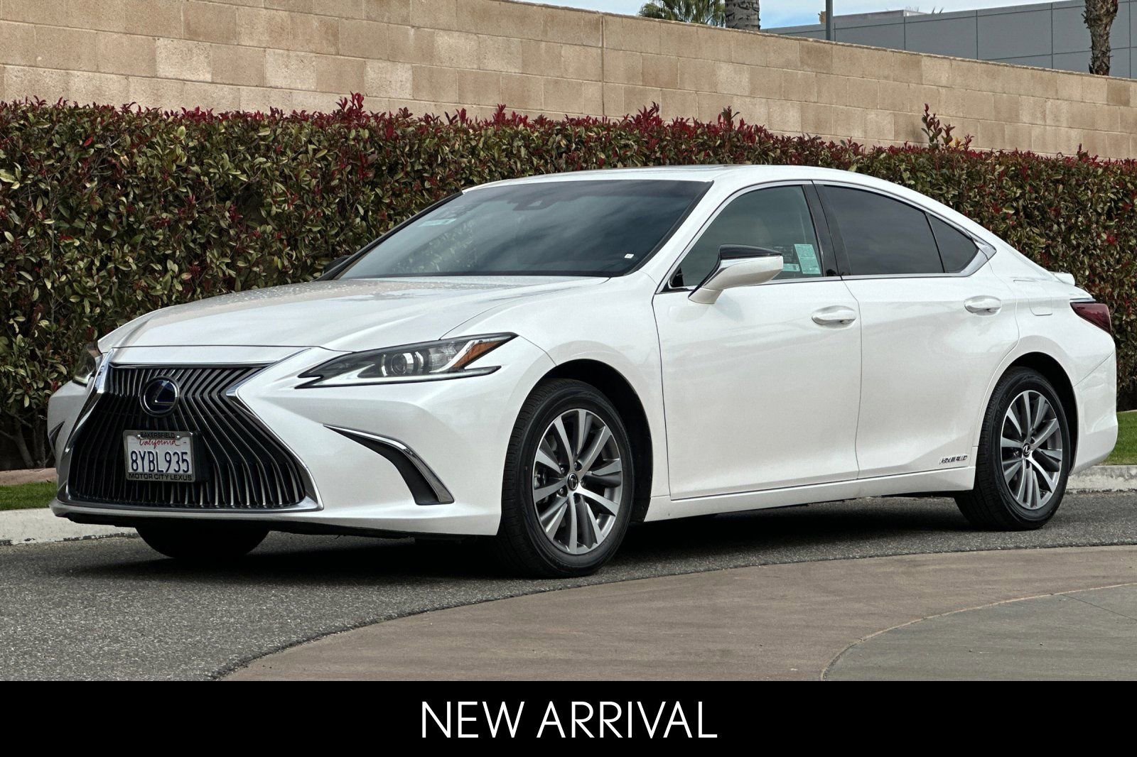 Certified 2021 Lexus ES 300h image 8