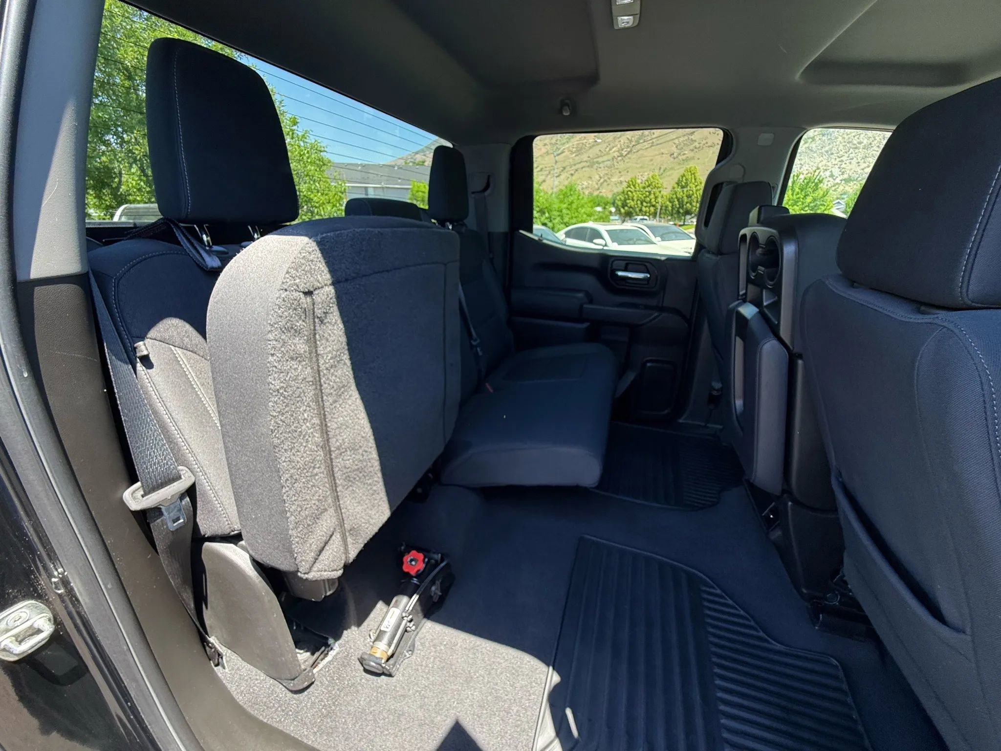 Used 2022 Chevrolet Silverado 1500 Custom w/ Safety Confidence Package image 8