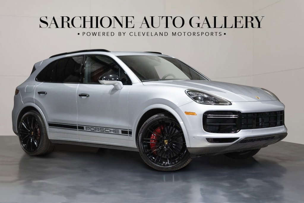Used 2022 Porsche Cayenne Turbo image 1