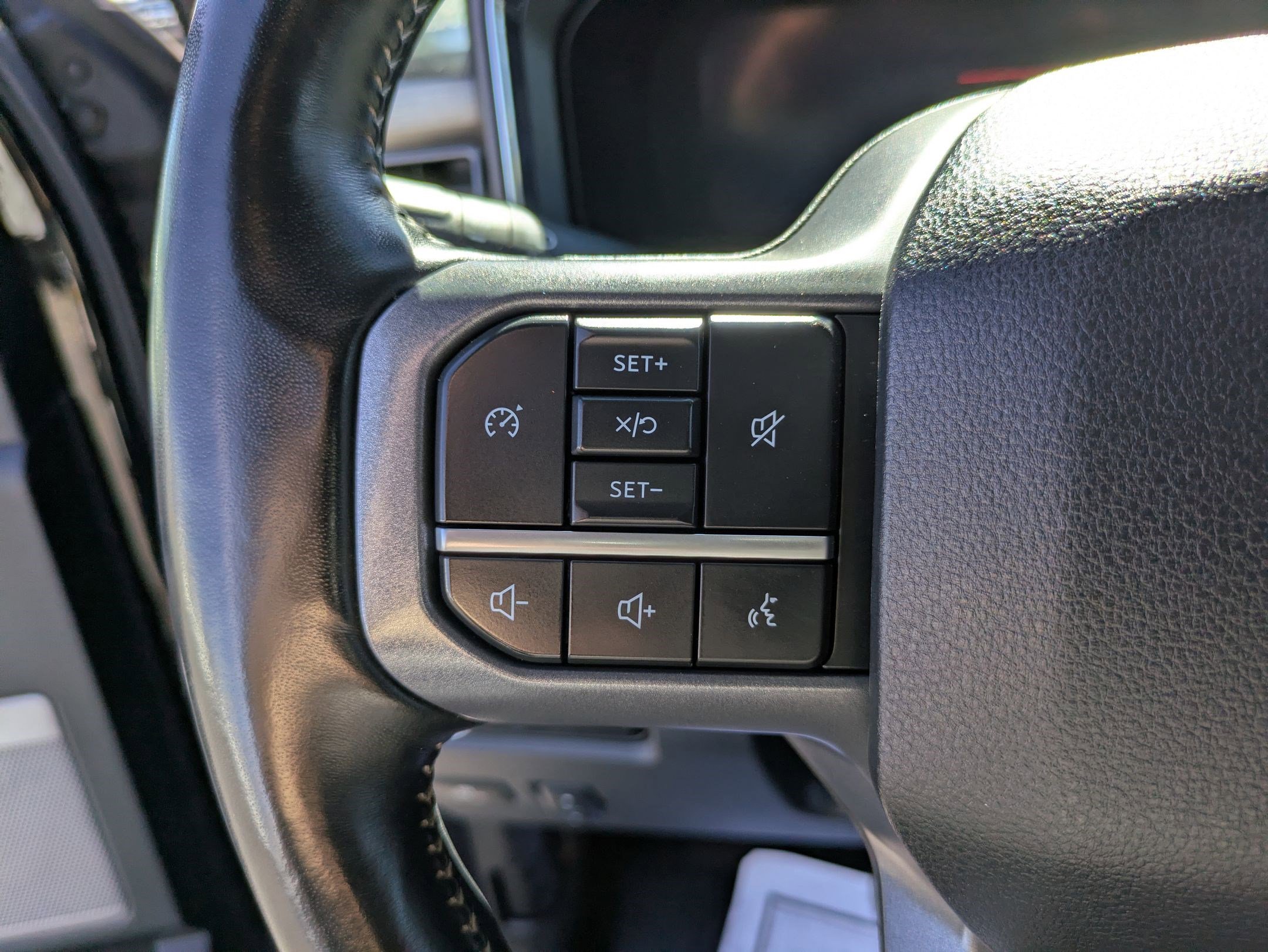 Used 2024 Ford F250 Lariat image 17