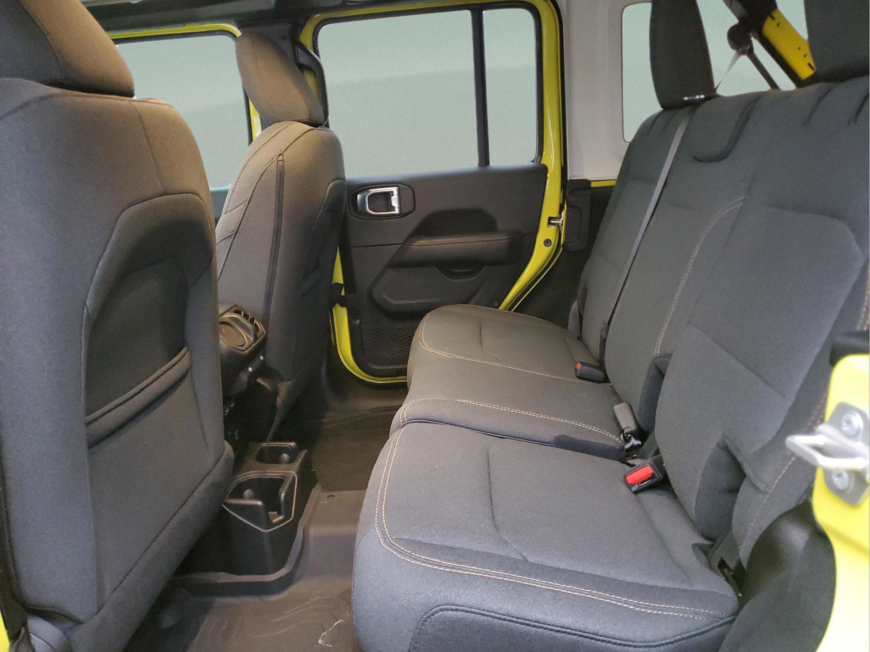 Certified 2024 Jeep Wrangler Sahara image 9