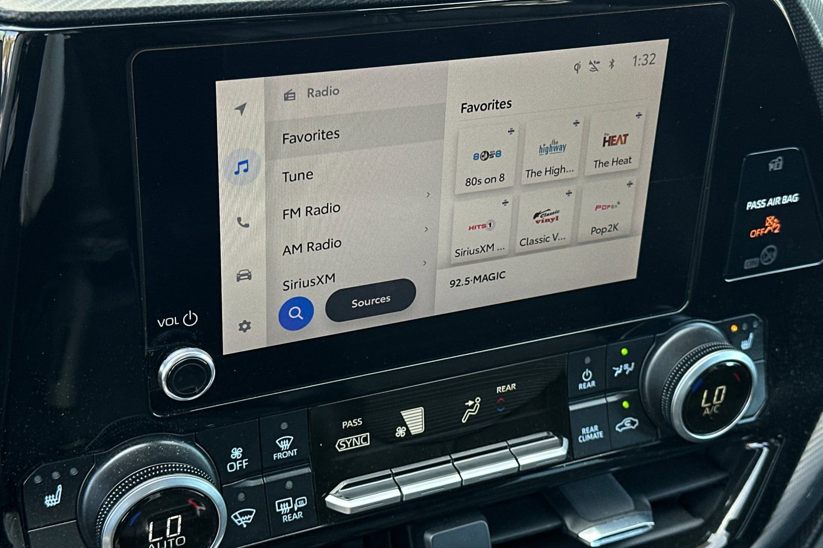 Used 2025 Toyota Highlander XSE image 26