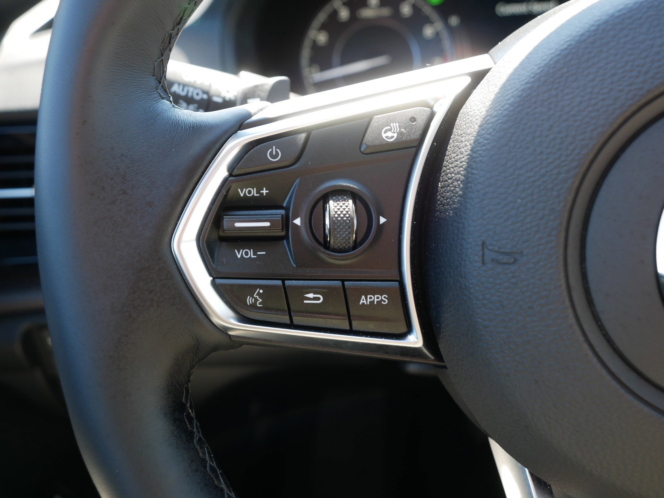 Used 2025 Acura RDX SH-AWD w/ Advance Package image 31