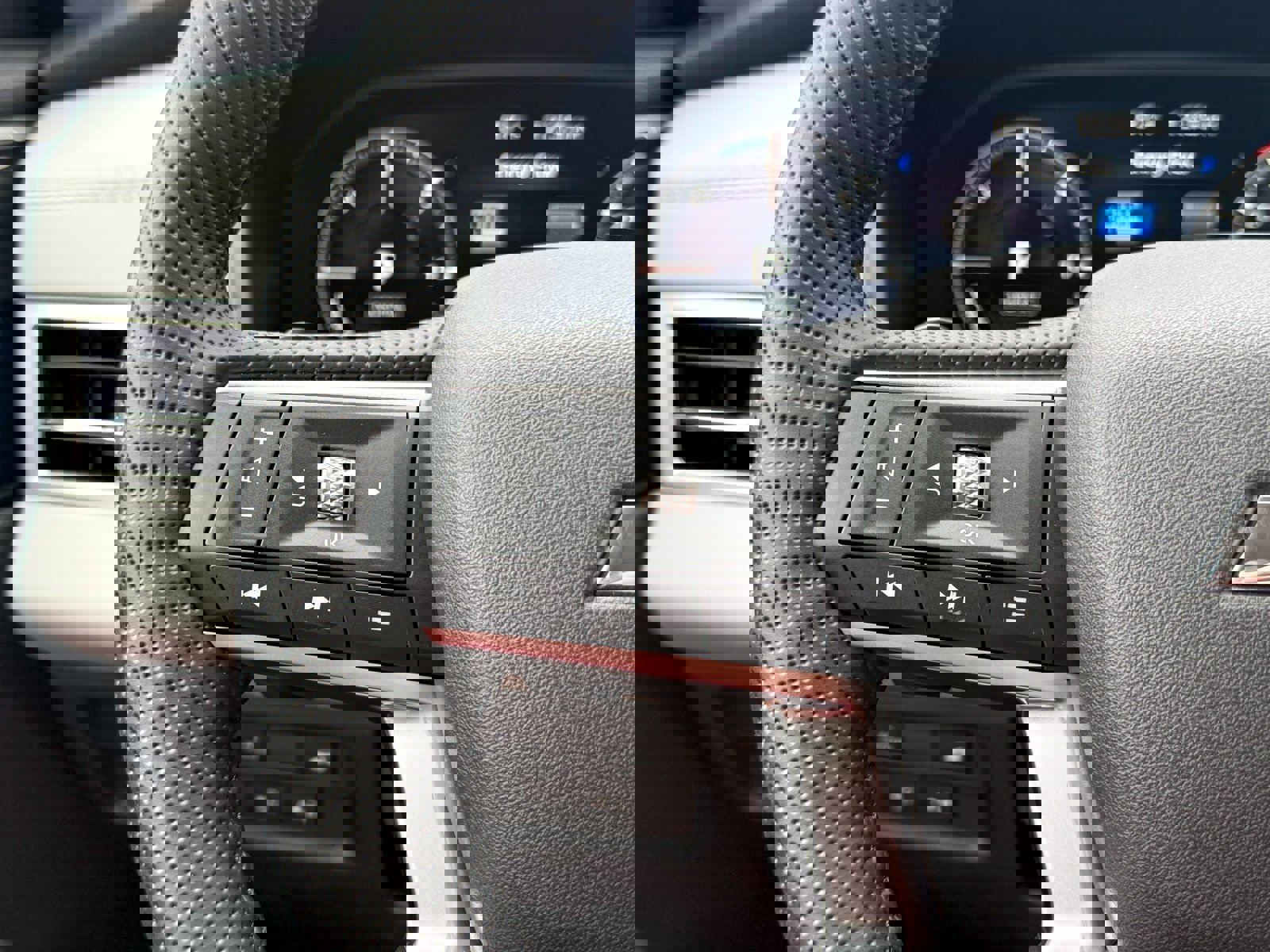 New 2025 Mitsubishi Outlander 4WD Plug-In Hybrid image 47