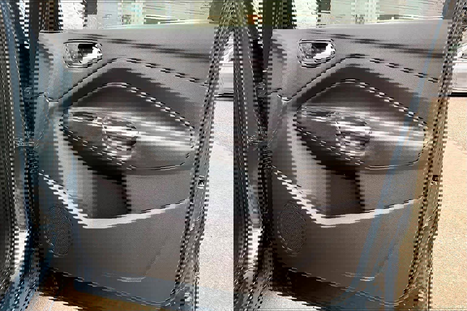 Certified 2019 Ford Escape SE image 23