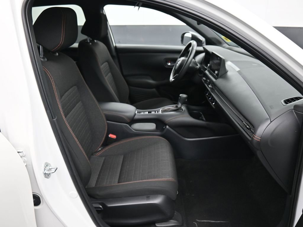 Certified 2024 Honda HR-V Sport image 23