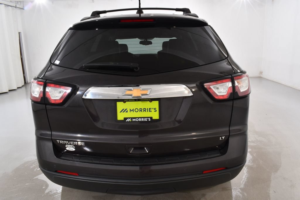 Used 2017 Chevrolet Traverse LT w/ Style and Technology Package FWD image 13