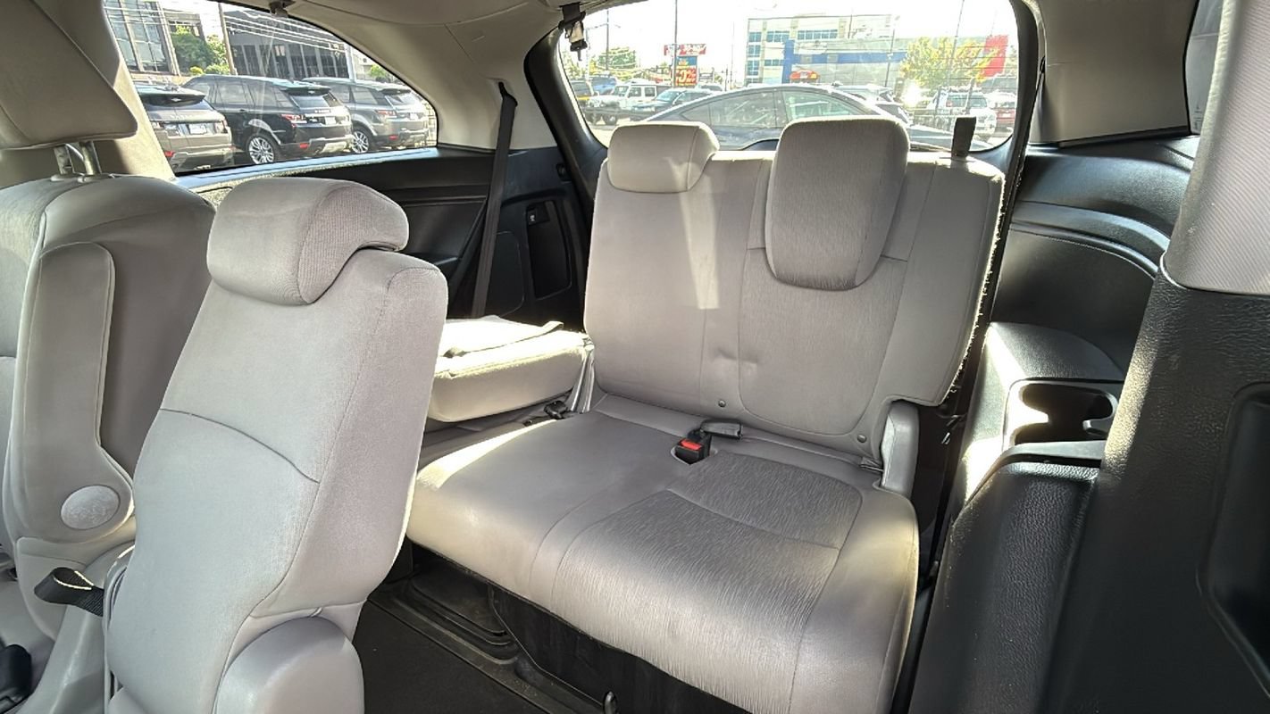 Used 2018 Honda Odyssey EX image 12