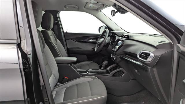 Used 2023 Chevrolet TrailBlazer LT w/ Convenience Package AWD/4WD image 21