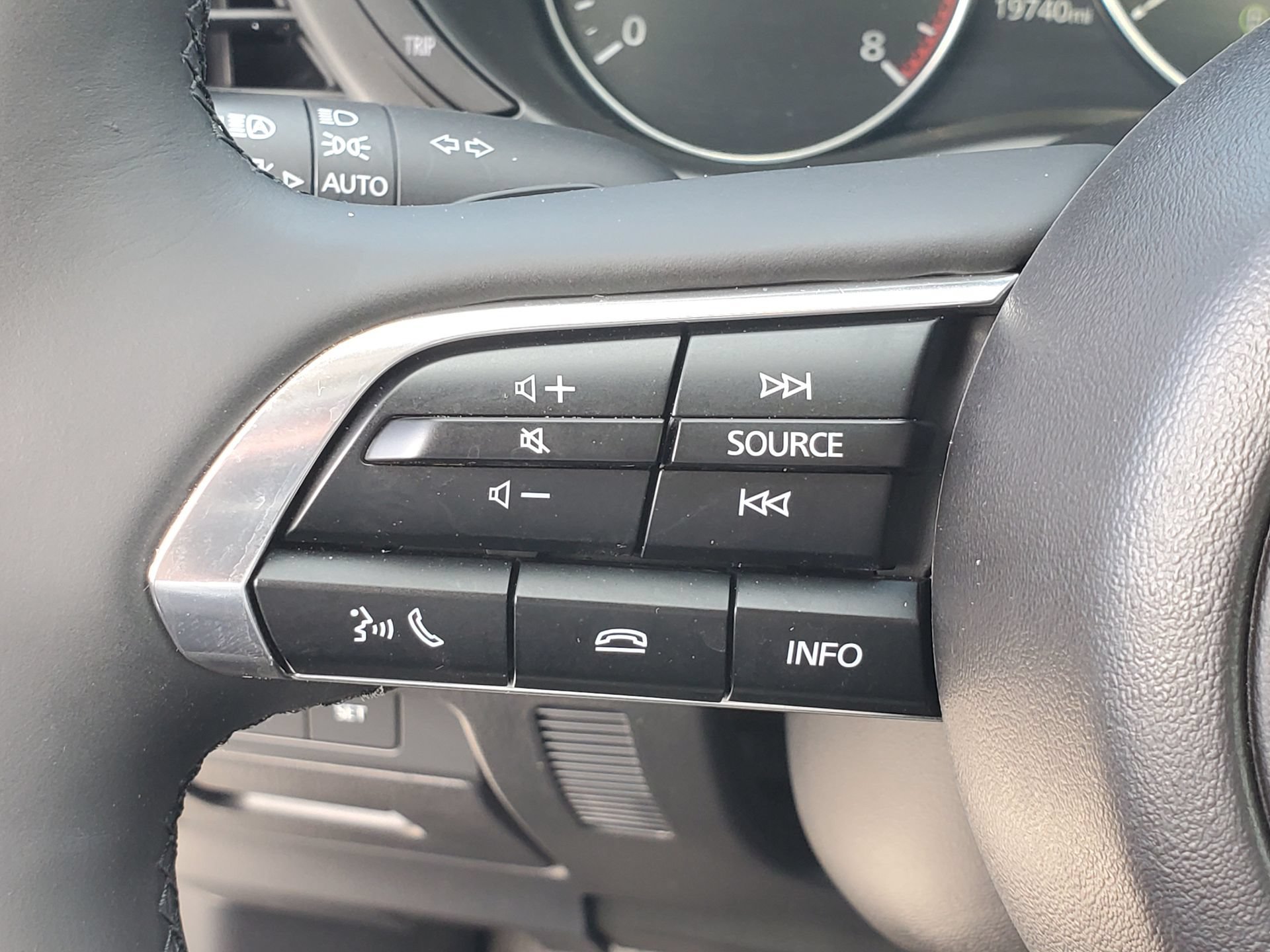 Used 2024 MAZDA CX-30 AWD 2.5 S w/ Premium Package image 25