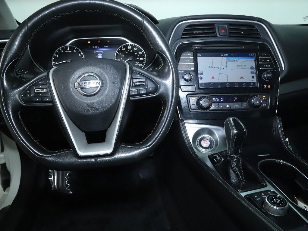 Used 2017 Nissan Maxima 3.5 SV w/ Interior Lighting Package image 26