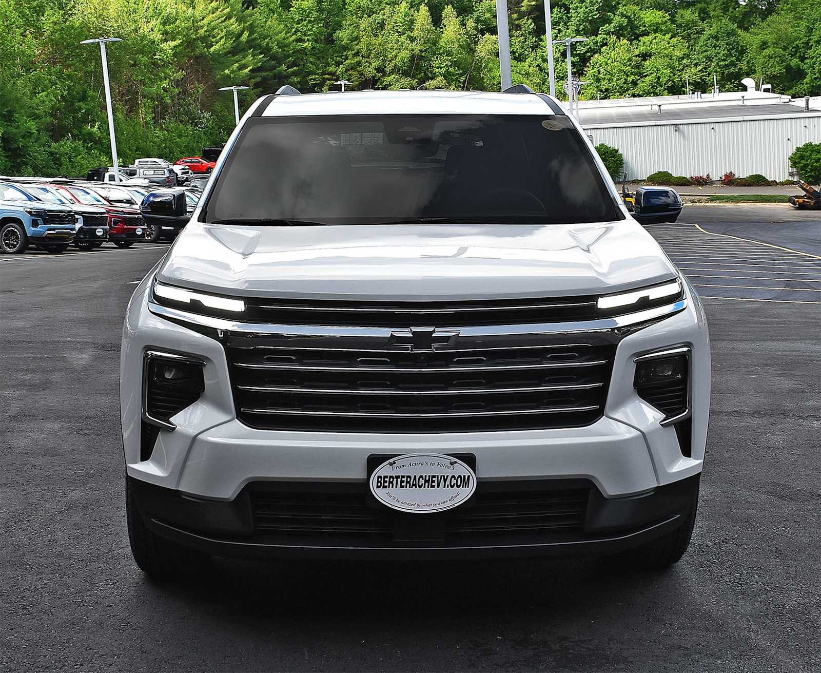 New 2026 Chevrolet Traverse LT w/ Driver Confidence Package AWD/4WD image 5