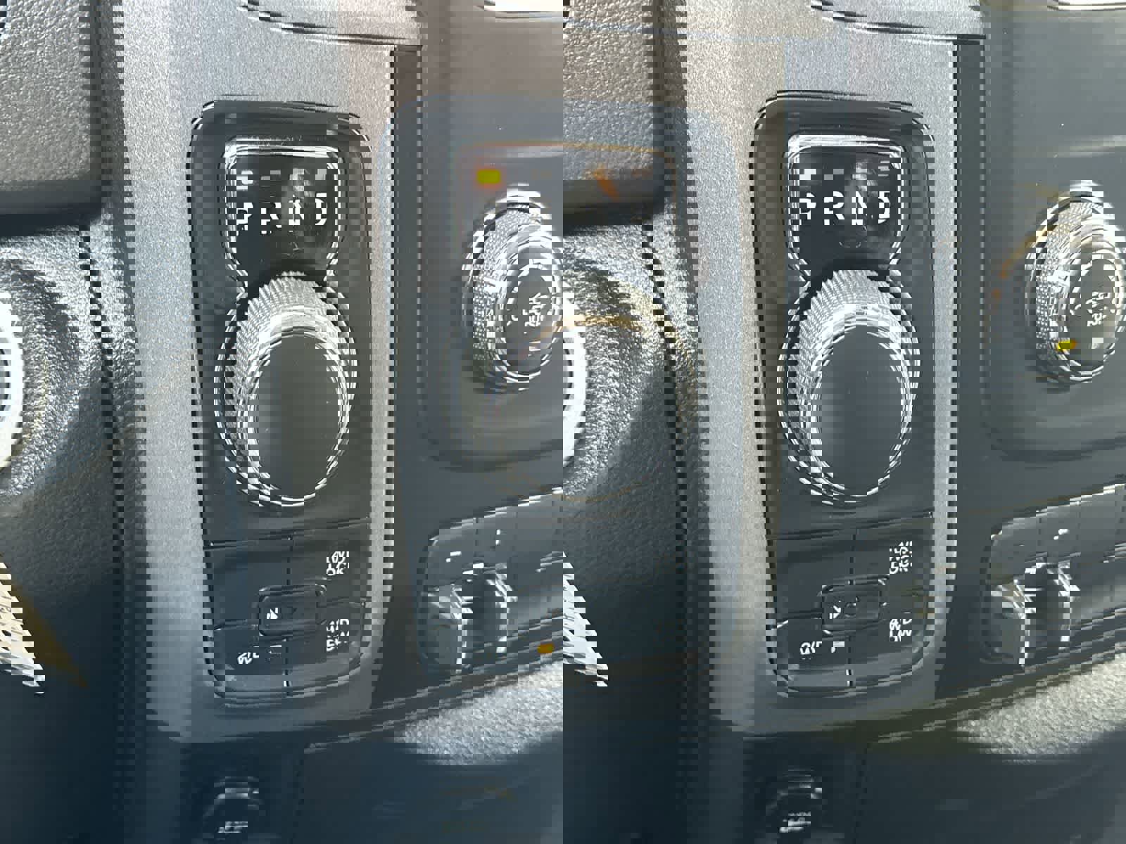 Used 2015 RAM 1500 Express image 25