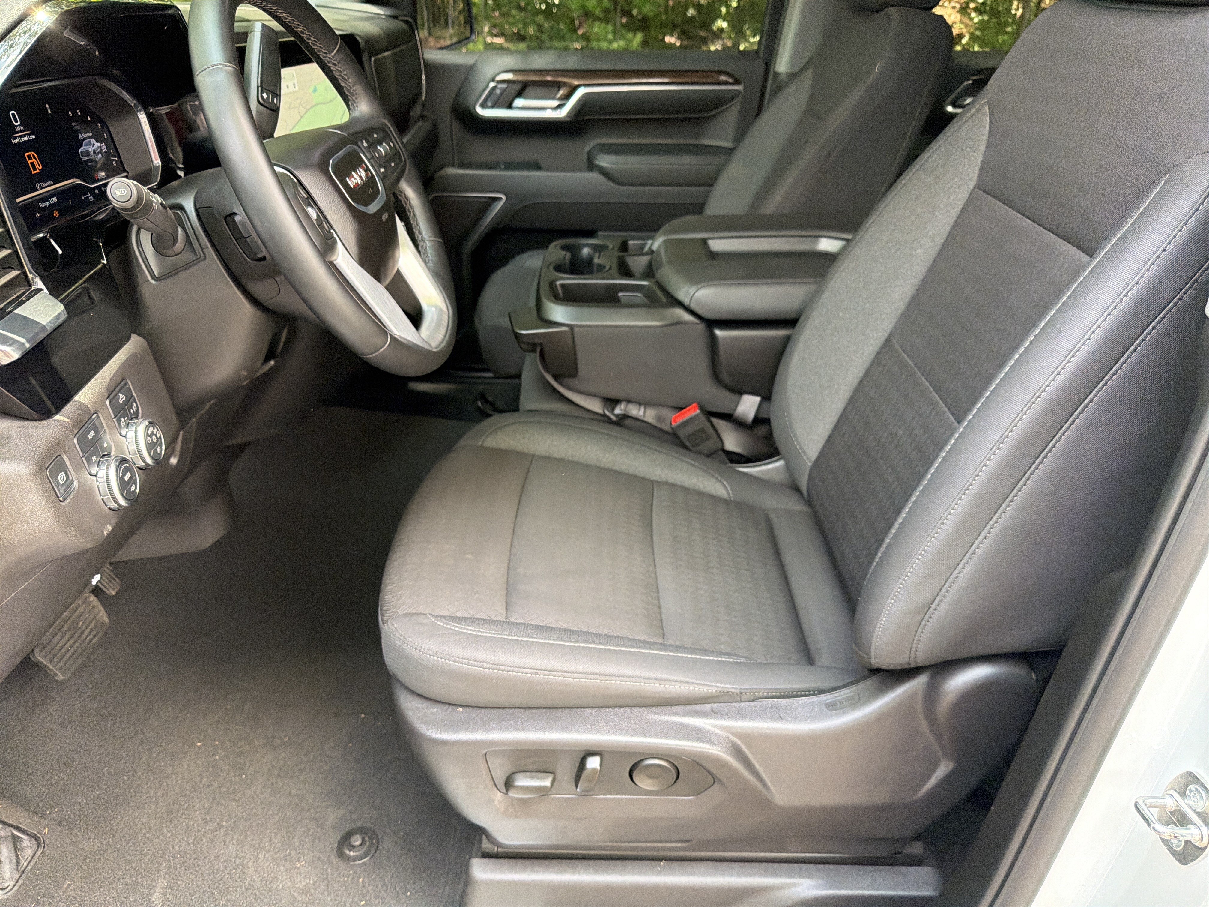 Certified 2024 GMC Sierra 1500 Elevation AWD/4WD image 9