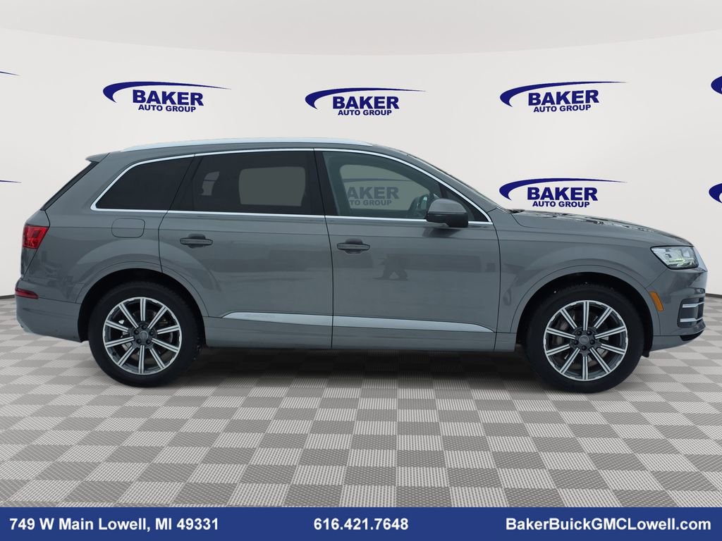 Used 2017 Audi Q7 3.0T Premium Plus w/ Premium Plus Package image 4