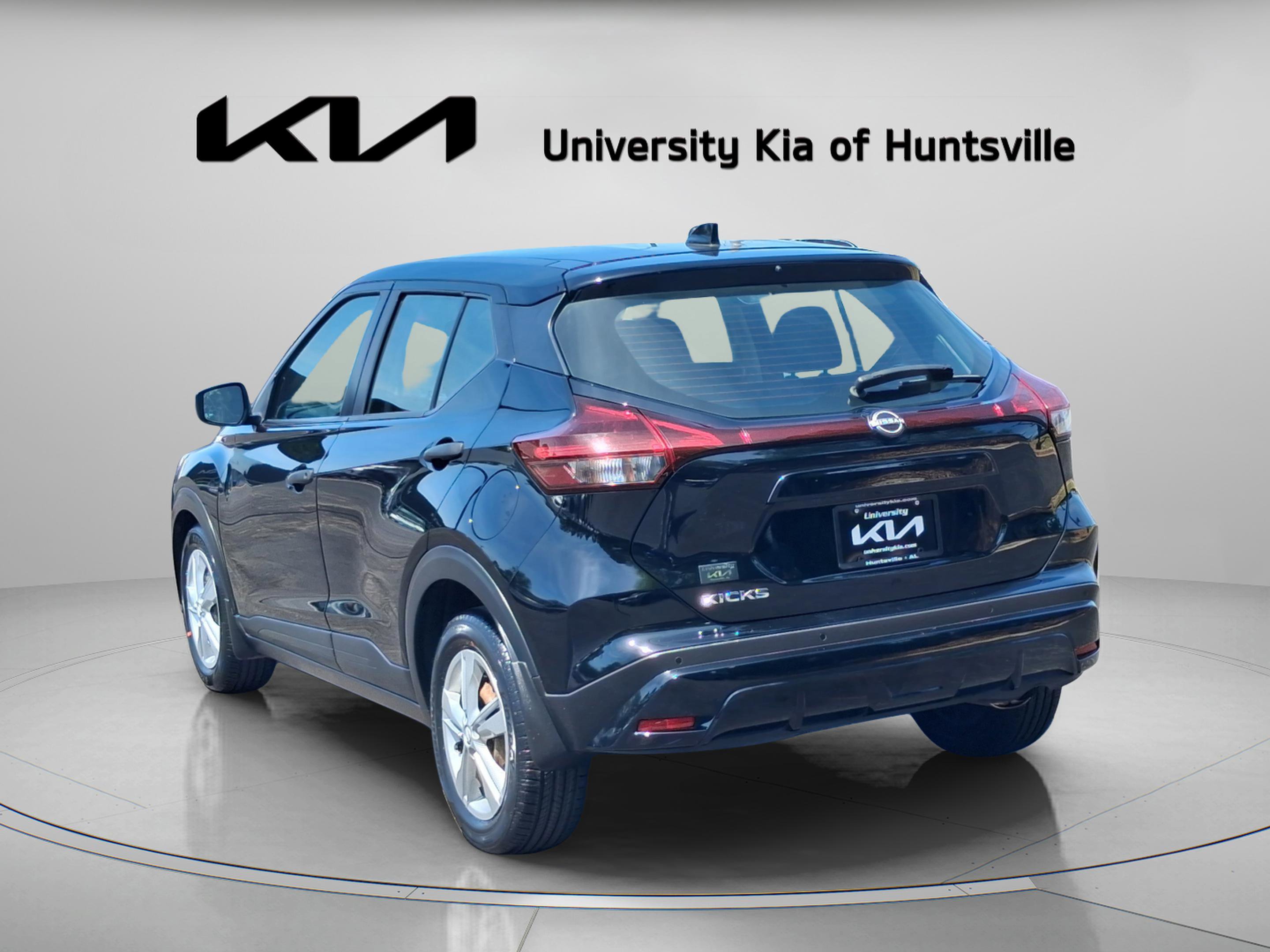 Used 2024 Nissan Kicks S image 5