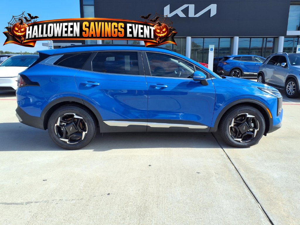 Certified 2026 Kia Sportage EX w/ EX Panorama Roof Package FWD image 6