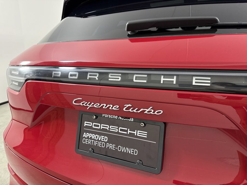 Certified 2023 Porsche Cayenne Turbo AWD/4WD image 19