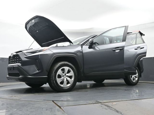 Used 2023 Toyota RAV4 LE AWD/4WD image 41