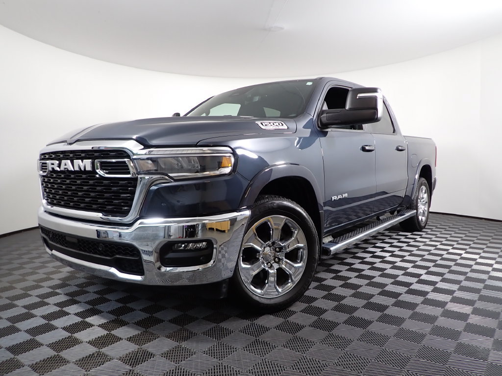 Used 2025 RAM 1500 Big Horn AWD/4WD image 2