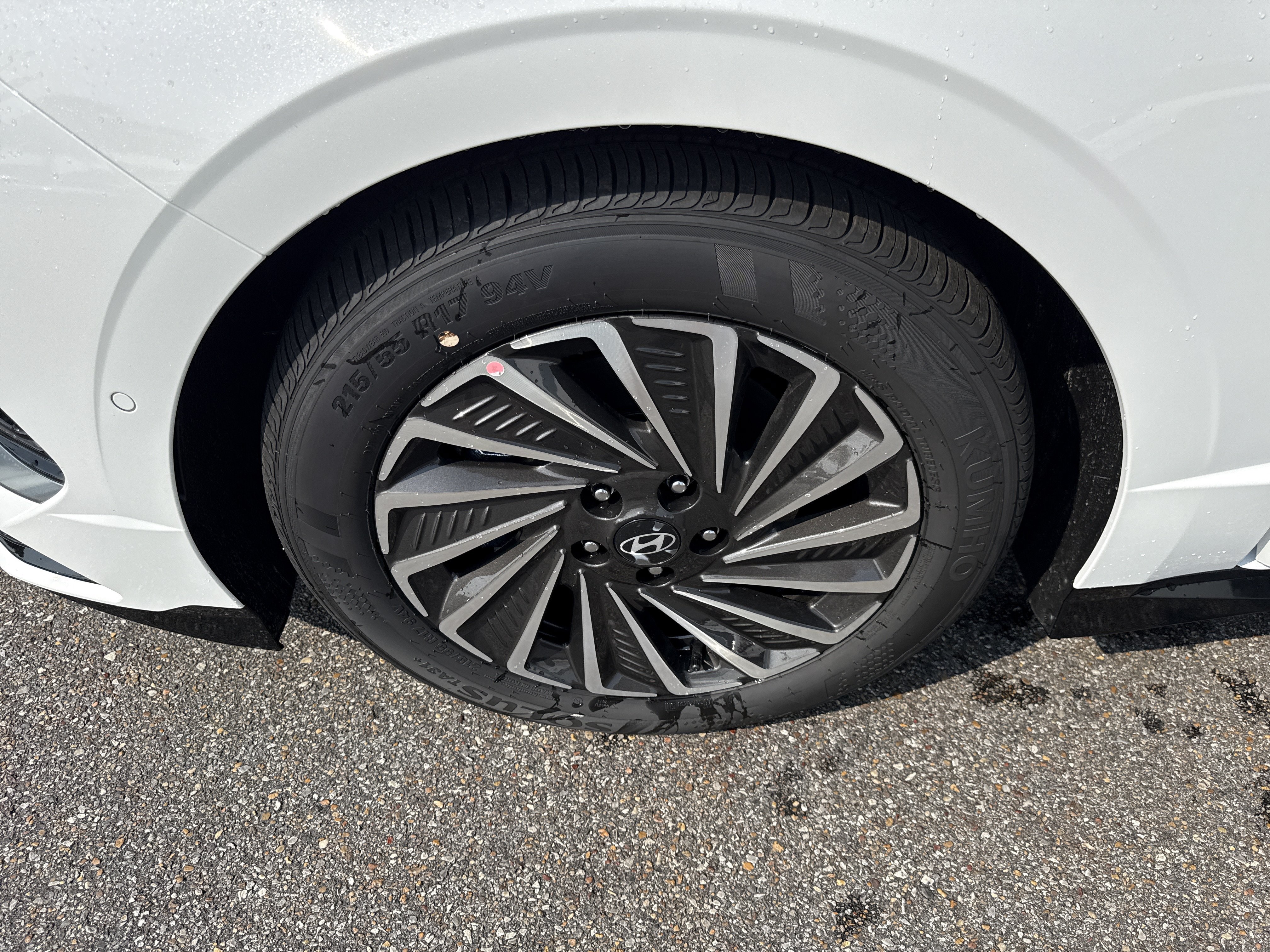 New 2026 Hyundai Sonata Limited FWD image 19