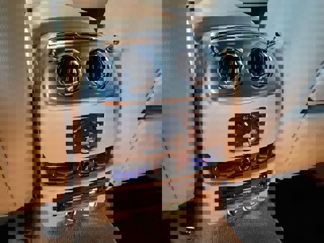 Used 2011 Rolls-Royce Ghost image 12