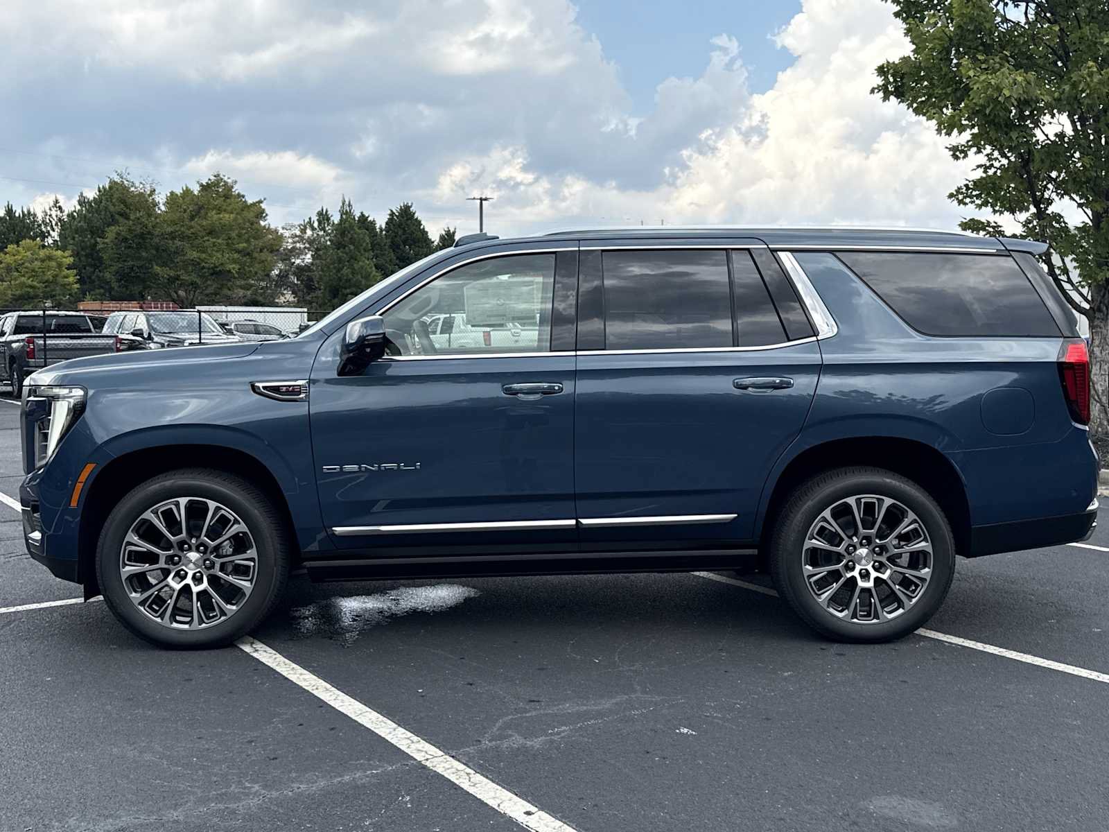 New 2026 GMC Yukon Denali w/ Sun & Power Step Package RWD image 28