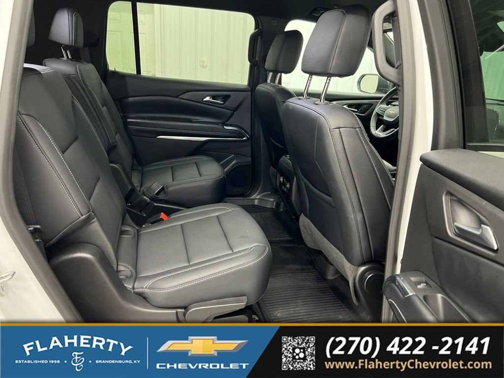 Used 2026 Chevrolet Traverse LT w/ Driver Confidence Package FWD image 13