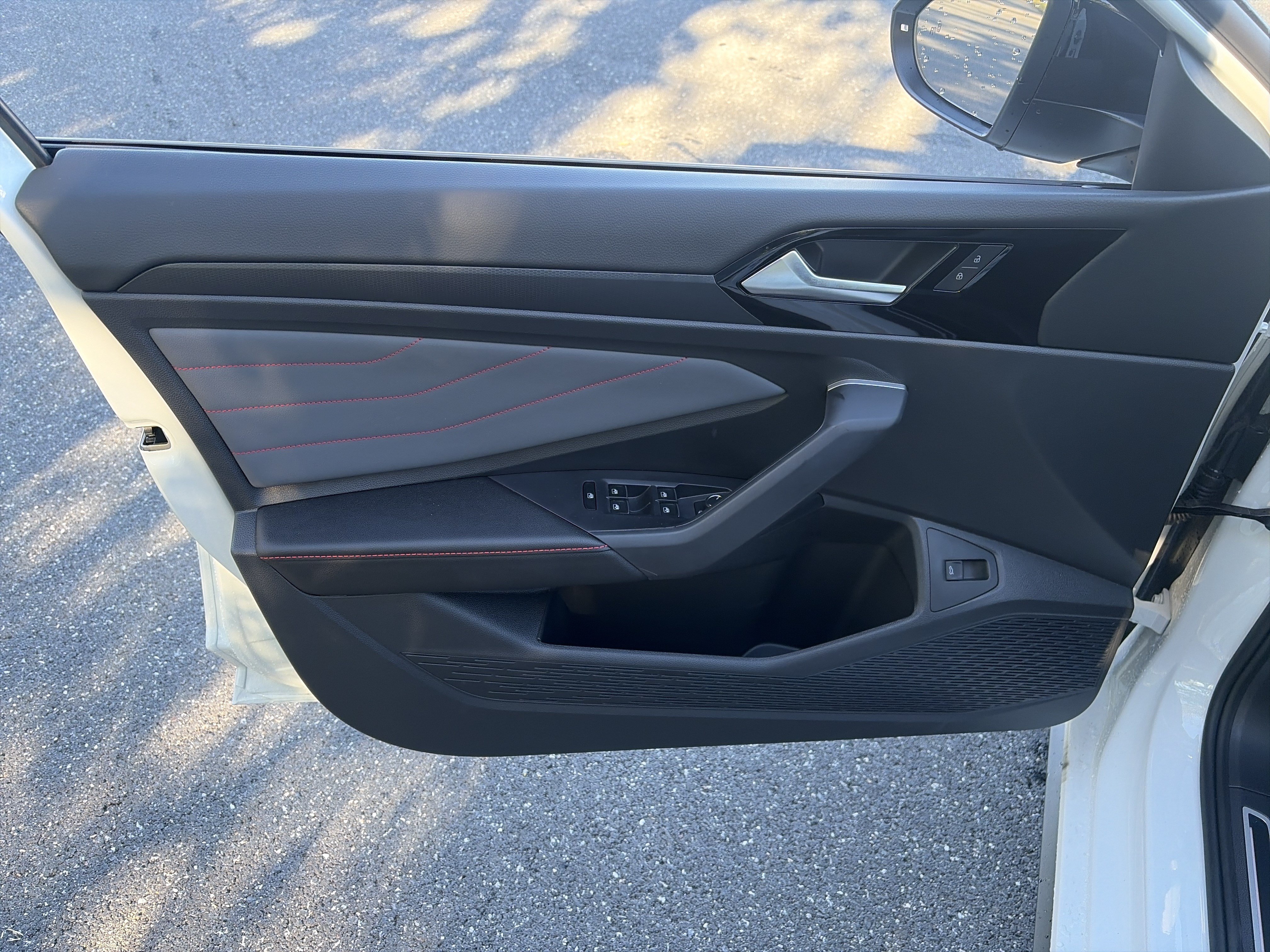 New 2026 Volkswagen Jetta GLI Autobahn FWD image 8