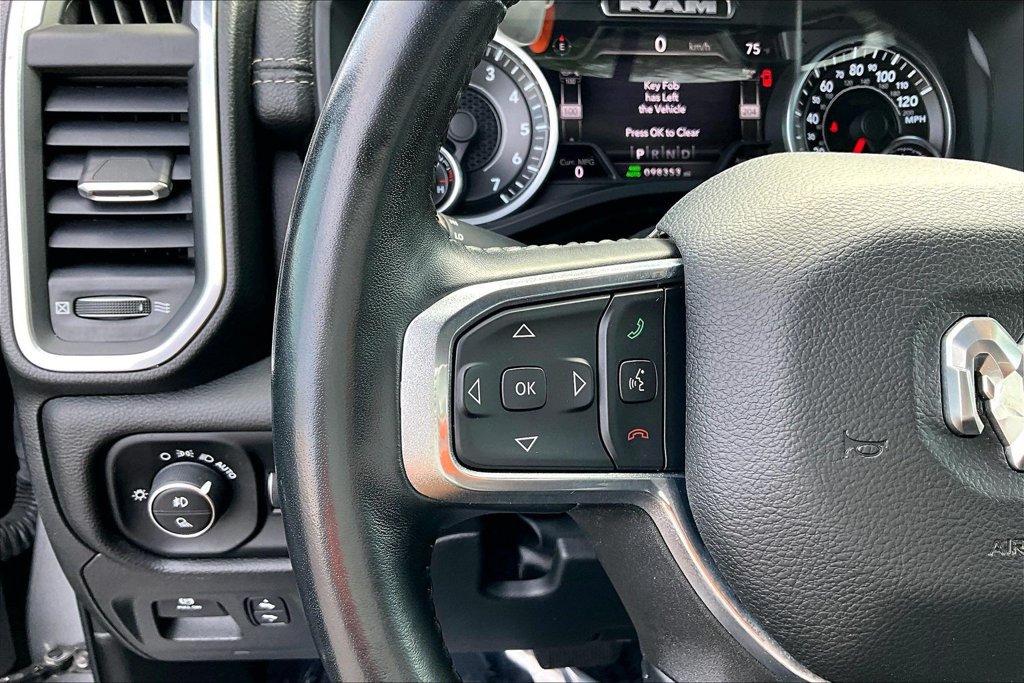 Used 2022 RAM 1500 Laramie AWD/4WD image 14