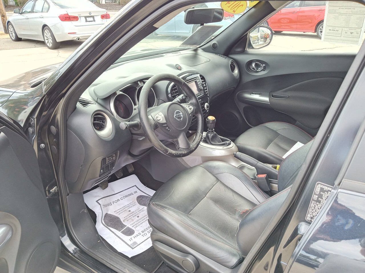 Used 2011 Nissan Juke SL w/ Sport Pkg FWD image 6