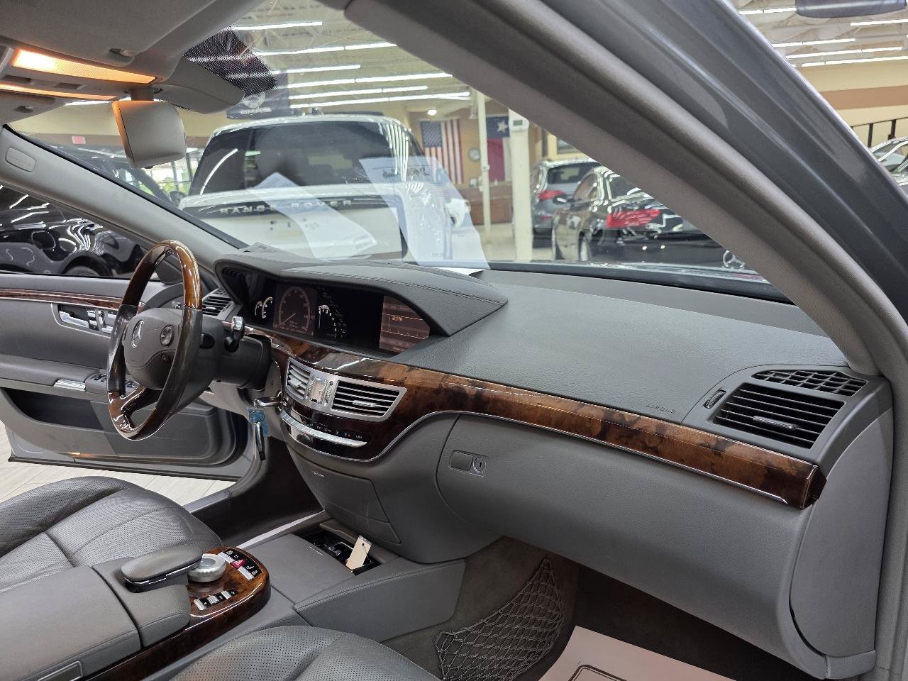 Used 2008 Mercedes-Benz S 550 image 22