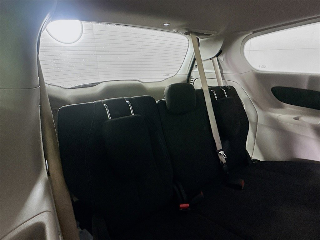 Used 2021 Chrysler Pacifica Touring w/ Cold Weather Group image 28