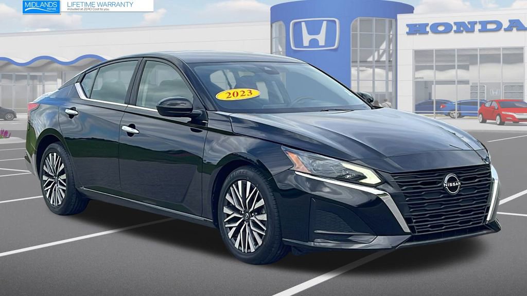 Used 2023 Nissan Altima 2.5 SV