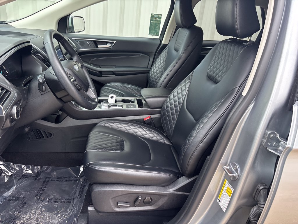 Certified 2024 Ford Edge Titanium AWD/4WD image 12