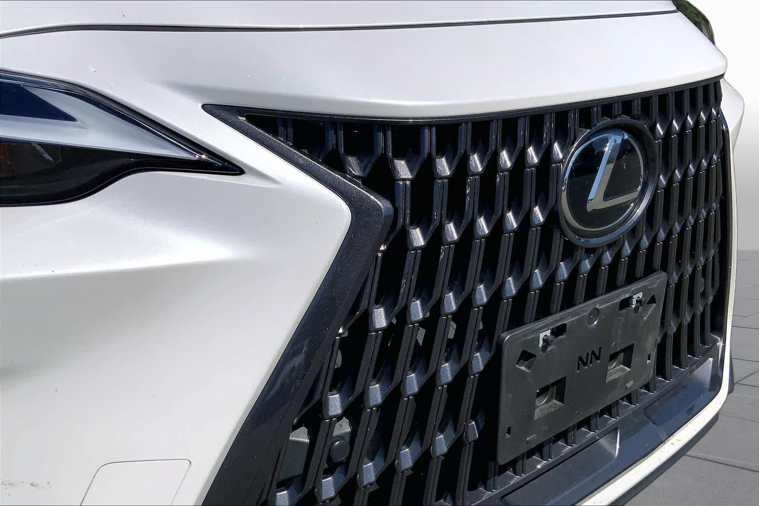 Used 2024 Lexus NX 350 AWD image 29